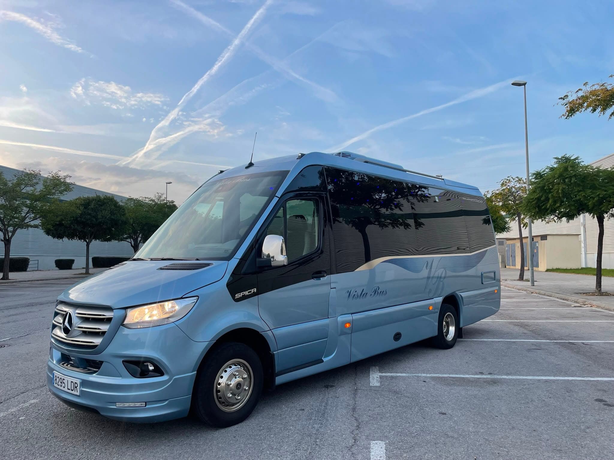 Private mid-size coach for group travel in Catalonia