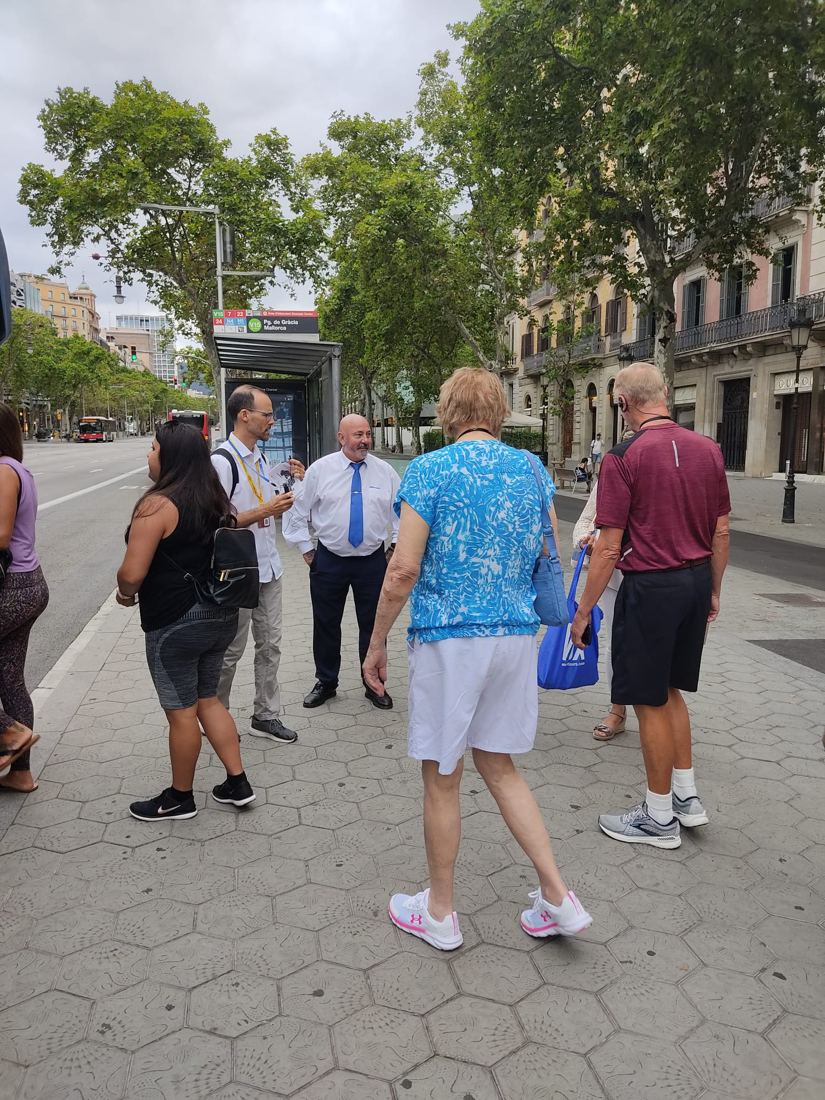 A guided group exploring Barcelona